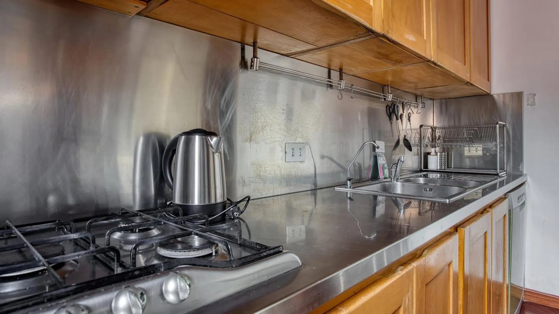 Joivy Spacious Flat, Excellent City Centre Access Mediolan Apartament
