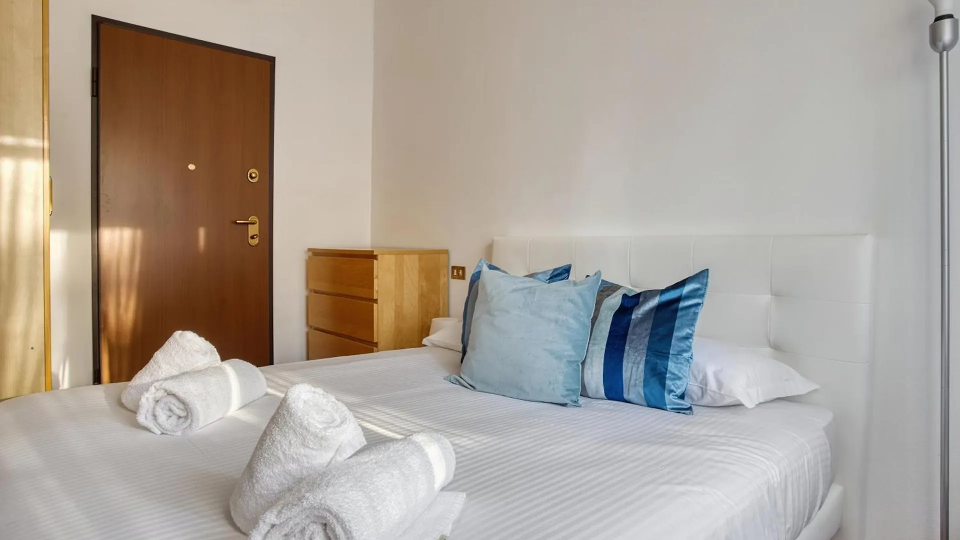 Joivy Spacious Flat, Excellent City Centre Access Милан Апартаменты